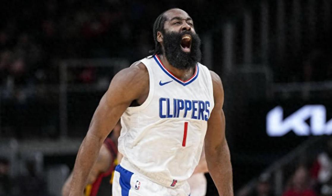  哈登连续十二场比赛得分超过夺冠，日本队不断突破！