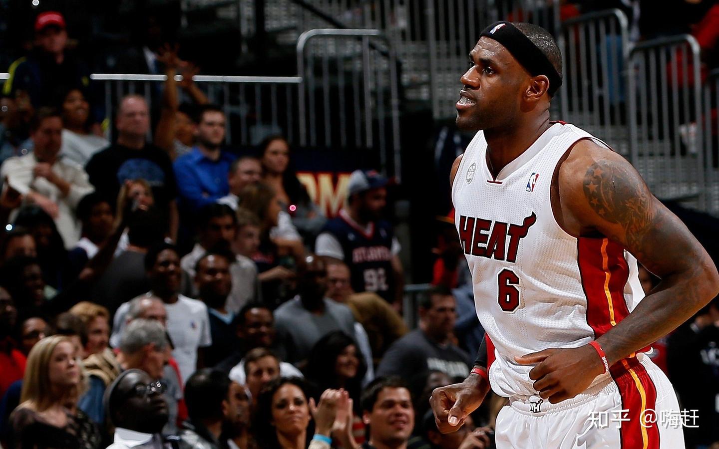 巴特勒回归赛场，惊险取胜首场状态亮眼，美国队观众沸腾！(巴特勒复出时间)