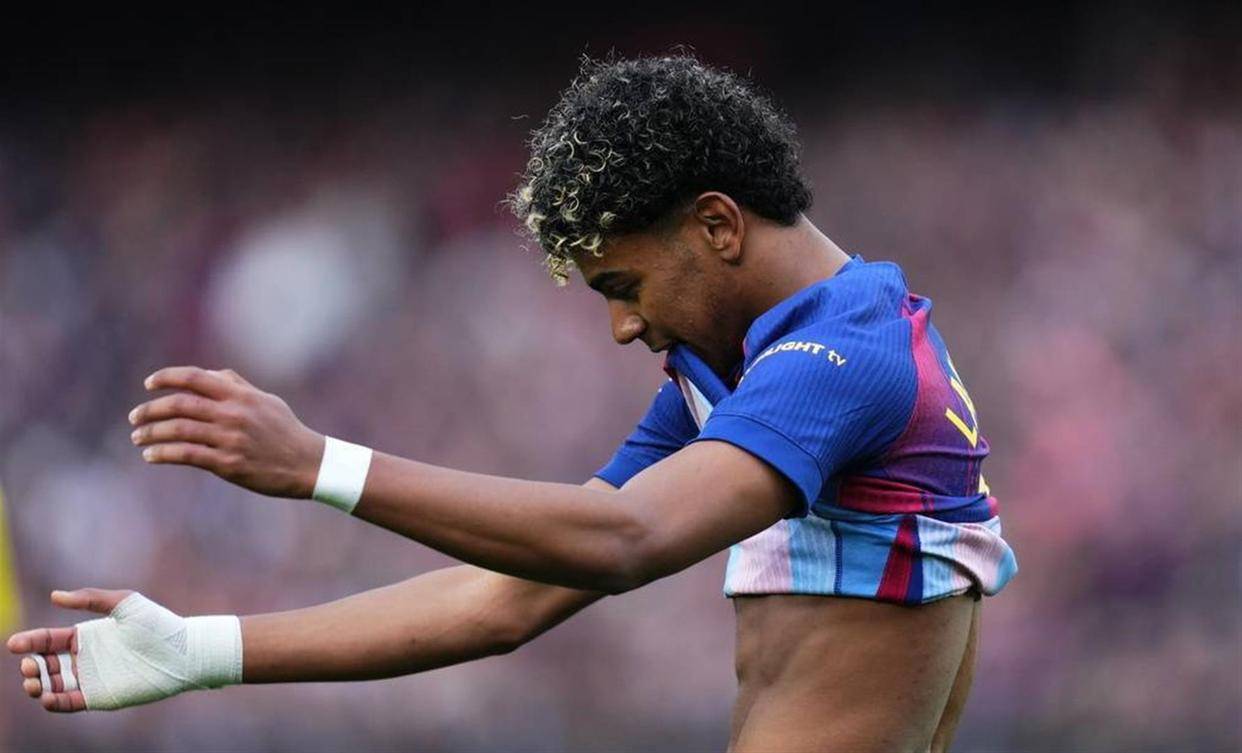 爱游戏体育赛事直播包含多特蒙德围绕国王杯刷新队史纪录今晚阿森纳备战德国杯之后，丹佛掘金强势反弹备战欧联的词条